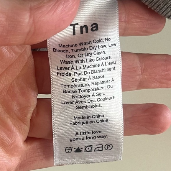 Aritzia TNA The Super Crop Hoodie in Grey - Picture 4 of 8